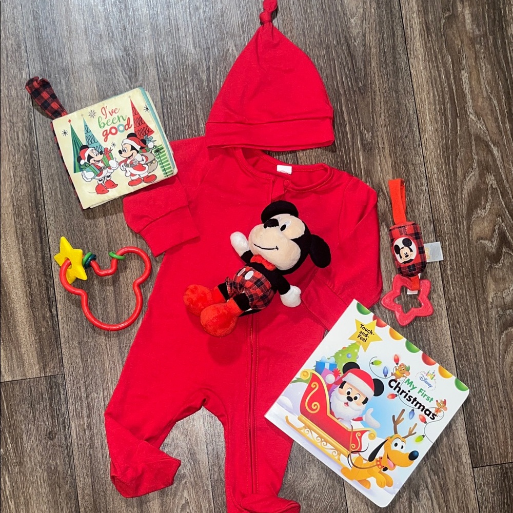 Baby’s First Christmas Set